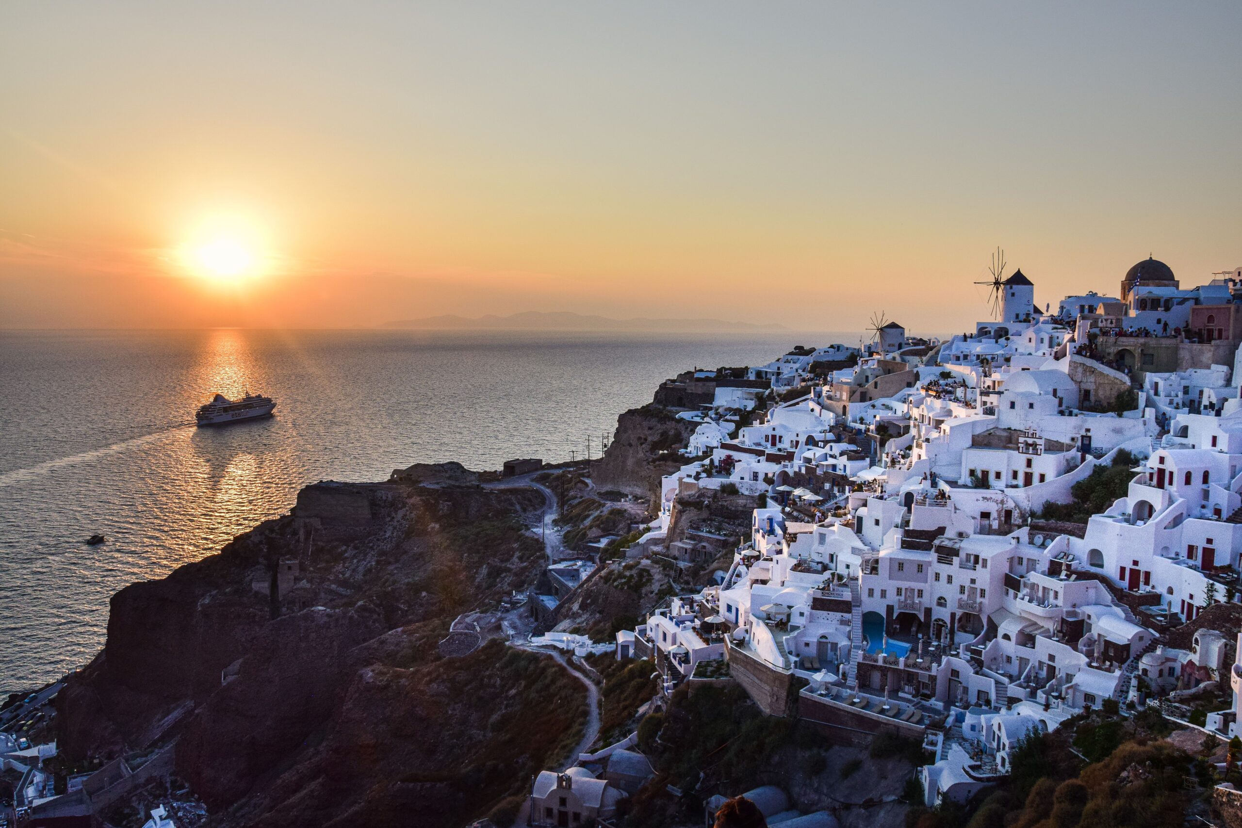 You are currently viewing New Survey Reveals a Big Shift in Where Americans Want to Cruise Next