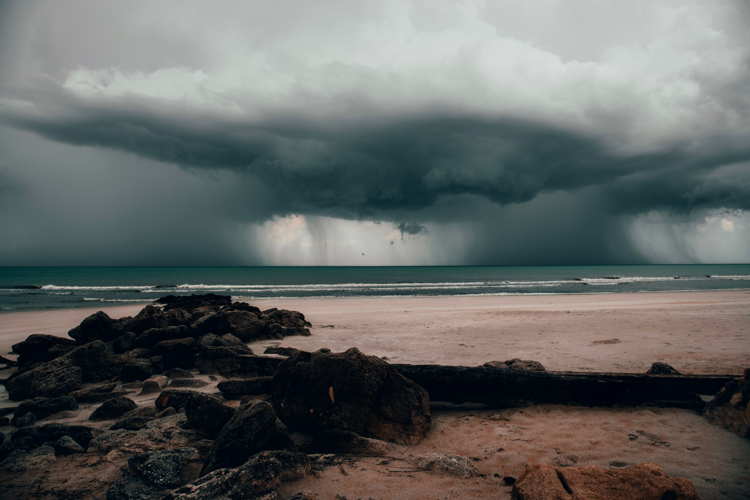 Read more about the article What a New Atlantic Storm Watch Means for Caribbean Cruises This Week